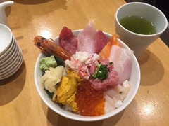 築地ランチ